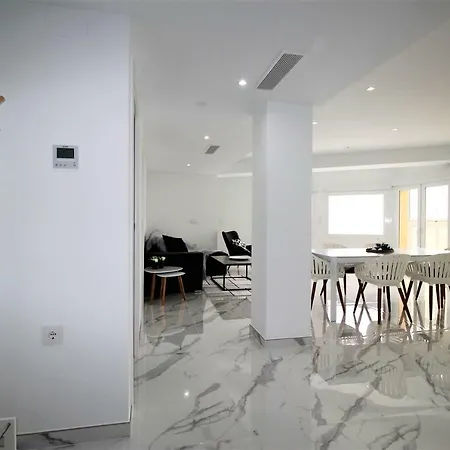 Mb Maestro Apartman *